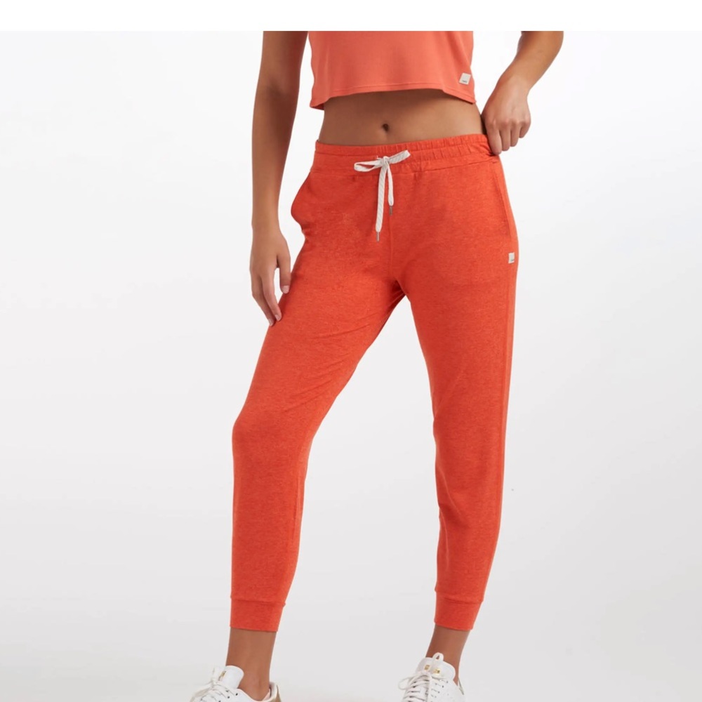 Vurori performance jogger worn a few times , no size tag